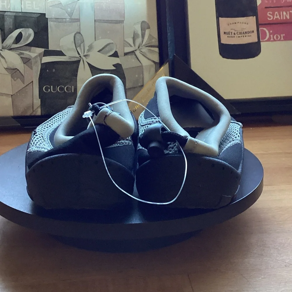 Sea Sox Black and Gray Water Shoes